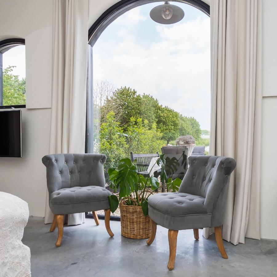 De Oosterling Couette-café *